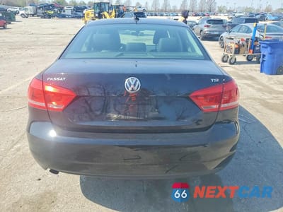 Zdjęcie 6 z 12 samochodu: 2015 VOLKSWAGEN PASSAT S VIN:1VWAS7A39FC114017 - miniatura