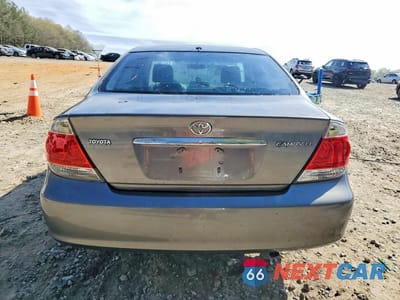 Zdjęcie 6 z 12 samochodu: 2005 TOYOTA CAMRY LE VIN:JTDBE32K253034215 - miniatura