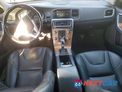 Zdjęcie 8 z 11 samochodu: 2016 VOLVO S60 PREMIER VIN:LYV402FK1GB089077 - miniatura