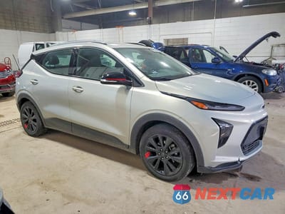 Czwarte zdjęcie samochodu z boku: 2023 CHEVROLET BOLT EUV LT VIN:1G1FY6S07P4170662 - miniatura