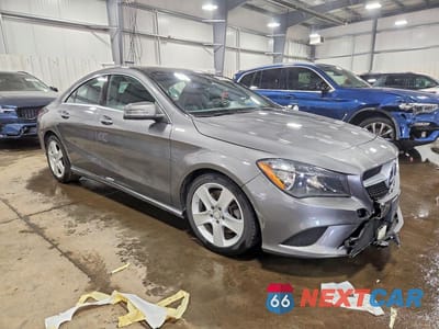 Czwarte zdjęcie samochodu z boku: 2015 MERCEDES-BENZ CLA 250 4MATIC VIN:WDDSJ4GBXFN238783 - miniatura
