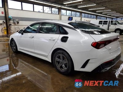 Drugie zdjęcie samochodu z przodu: 2023 KIA K5 LXS VIN:5XXG14J25PG195363 - miniatura