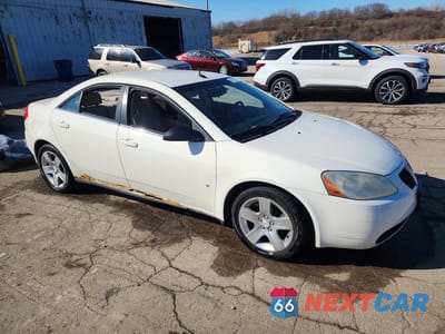 Czwarte zdjęcie samochodu z boku: 2008 PONTIAC G6 BASE VIN:1G2ZG57B684223336 - miniatura
