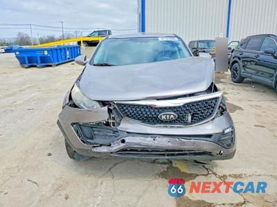 Piąte zdjęcie samochodu w środku: 2015 KIA SPORTAGE LX VIN:KNDPBCAC2F7682365 - miniatura