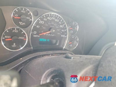 Zdjęcie 9 z 13 samochodu: 2018 CHEVROLET EXPRESS 2500 CARGO DELIVERY VAN VIN:1GCWGAFG1J1339572 - miniatura