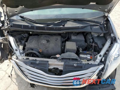 Zdjęcie 12 z 13 samochodu: 2017 TOYOTA SIENNA XLE 8-PASSENGER VIN:5TDYZ3DCXHS838558 - miniatura