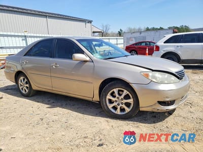 Czwarte zdjęcie samochodu z boku: 2006 TOYOTA CAMRY XLE V6 VIN:4T1BF30KX6U626579 - miniatura