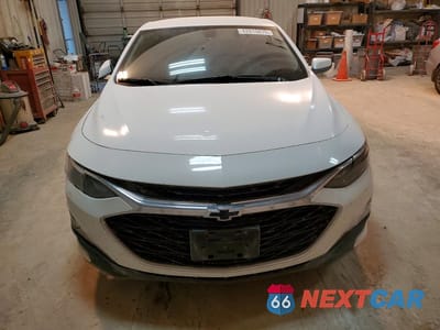 Piąte zdjęcie samochodu w środku: 2020 CHEVROLET MALIBU RS VIN:1G1ZG5ST2LF145722 - miniatura