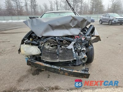 Piąte zdjęcie samochodu w środku: 2005 TOYOTA COROLLA S VIN:2T1BR32E35C331306 - miniatura