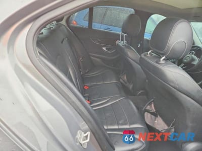 Zdjęcie 10 z 11 samochodu: 2015 MERCEDES-BENZ C 300 4MATIC VIN:55SWF4KB4FU026172 - miniatura