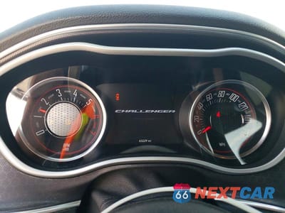 Zdjęcie 9 z 13 samochodu: 2016 DODGE CHALLENGER R VIN:2C3CDZBT2GH345912 - miniatura