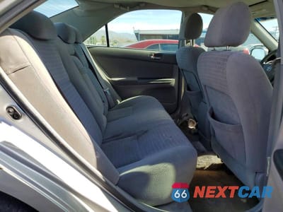 Zdjęcie 10 z 12 samochodu: 2005 TOYOTA CAMRY LE VIN:4T1BE32K05U035692 - miniatura