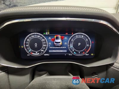 Zdjęcie 9 z 14 samochodu: 2024 JAGUAR F-PACE R-DYNAMIC S VIN:SADCT2EX5RA721495 - miniatura