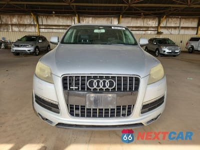 Piąte zdjęcie samochodu w środku: 2012 AUDI Q7 PREMIUM PLUS VIN:WA1LMAFE7CD008985 - miniatura