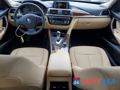 Zdjęcie 8 z 12 samochodu: 2017 BMW 320 XI VIN:WBA8E5G32HNU45238 - miniatura