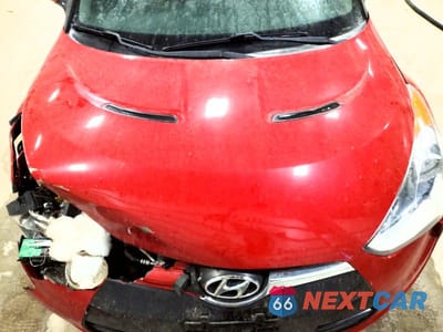 Zdjęcie 11 z 12 samochodu: 2013 HYUNDAI VELOSTER BASE VIN:KMHTC6ADXDU084816 - miniatura