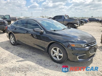 Czwarte zdjęcie samochodu z boku: 2018 CHEVROLET MALIBU LS VIN:1G1ZB5ST9JF235204 - miniatura