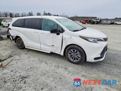 Czwarte zdjęcie samochodu z boku: 2022 TOYOTA SIENNA LE 8-PASSENGER VIN:5TDKRKEC3NS116634 - miniatura