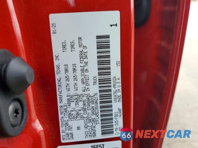 Zdjęcie 12 z 12 samochodu: 2025 TOYOTA TUNDRA SR5 VIN:5TFLA5EC8SX042176 - miniatura