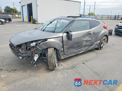 2015 HYUNDAI VELOSTER TURBO KMHTC6AE8FU243201 - główne zdjęcie licytacji z USA - miniatura