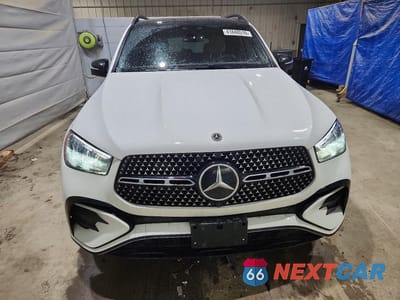 Piąte zdjęcie samochodu w środku: 2025 MERCEDES-BENZ GLE 450E 4MATIC VIN:4JGFB4GB0SB474519 - miniatura