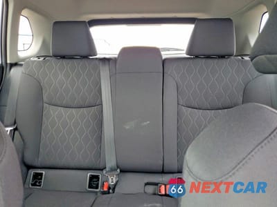 Zdjęcie 10 z 13 samochodu: 2023 TOYOTA COROLLA CROSS LE VIN:7MUCAABG5PV050027 - miniatura