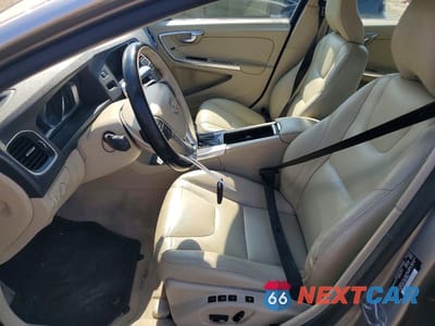 Zdjęcie 7 z 12 samochodu: 2015 VOLVO S60 PREMIER VIN:YV126MFK0F2337461 - miniatura