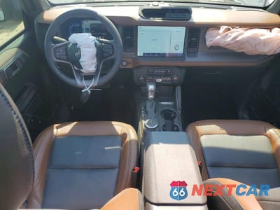 Zdjęcie 8 z 12 samochodu: 2024 FORD BRONCO OUTER BANKS VIN:1FMDE8BH7RLA95023 - miniatura