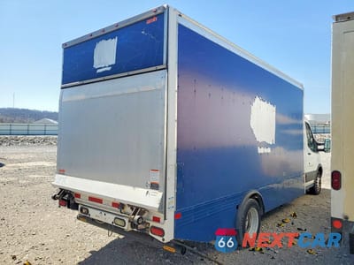 Trzecie zdjęcie samochodu z tyłu: 2016 FORD TRANSIT BOX TRUCK VIN:1FDBF9ZM7GKA85348 - miniatura