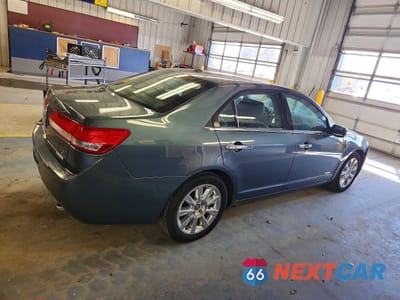 Trzecie zdjęcie samochodu z tyłu: 2012 LINCOLN MKZ HYBRID VIN:3LNDL2L36CR807889 - miniatura