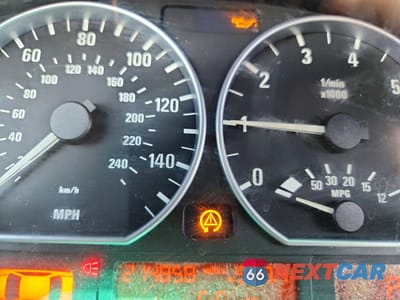 Zdjęcie 9 z 12 samochodu: 2001 BMW 325 CI VIN:WBABS33421JY55925 - miniatura