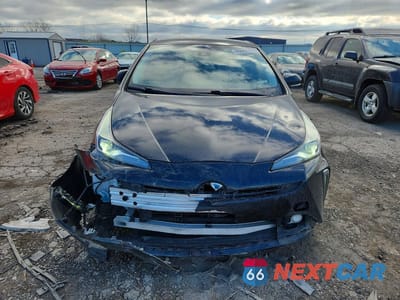 Piąte zdjęcie samochodu w środku: 2022 TOYOTA PRIUS LE AWD-E VIN:JTDL9MFU8N3037033 - miniatura