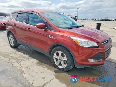Czwarte zdjęcie samochodu z boku: 2015 FORD ESCAPE SE VIN:1FMCU0GX5FUA40558 - miniatura