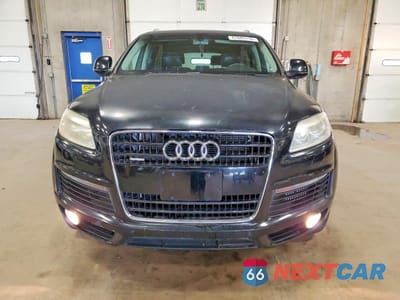 Piąte zdjęcie samochodu w środku: 2009 AUDI Q7 TDI VIN:WA1AM74L29D035676 - miniatura
