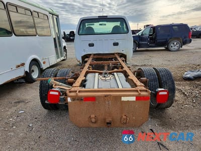 Zdjęcie 6 z 13 samochodu: 2004 FORD F550 SUPER DUTY VIN:1FDAF57PX4EB46977 - miniatura