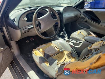 Zdjęcie 8 z 12 samochodu: 2004 FORD MUSTANG GT VIN:1FAFP42X14F131308 - miniatura