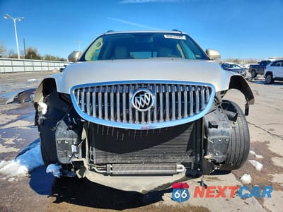 Piąte zdjęcie samochodu w środku: 2011 BUICK ENCLAVE CXL VIN:5GAKRBED5BJ352396 - miniatura