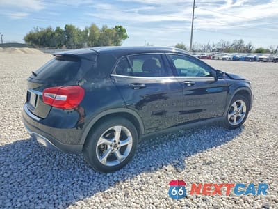 Trzecie zdjęcie samochodu z tyłu: 2018 MERCEDES-BENZ GLA 250 VIN:WDCTG4EB6JJ380249 - miniatura