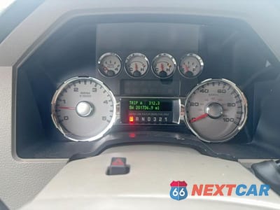Zdjęcie 8 z 10 samochodu: 2008 FORD F250 SUPER DUTY VIN:1FTSW21RX8EB55458 - miniatura