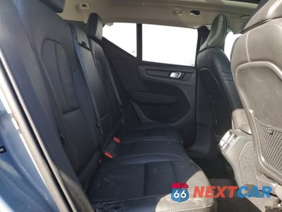Zdjęcie 11 z 14 samochodu: 2020 VOLVO XC40 T5 INSCRIPTION VIN:YV4162UL5L2249936 - miniatura
