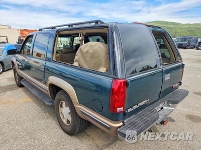 Drugie zdjęcie samochodu z przodu: 1996 GMC SUBURBAN K1500 VIN:1GKFK16R2TJ733816 - miniatura