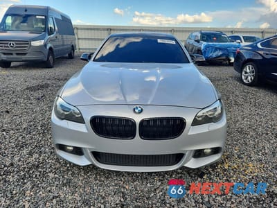 Piąte zdjęcie samochodu w środku: 2016 BMW 528 I VIN:WBA5A5C58GD526870 - miniatura