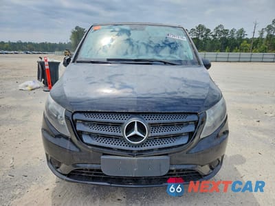 Piąte zdjęcie samochodu w środku: 2018 MERCEDES-BENZ METRIS VIN:WD4PG2EE6J3348949 - miniatura