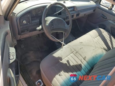 Zdjęcie 8 z 14 samochodu: 1996 FORD F350 VIN:1FDKF38F8TEB31844 - miniatura