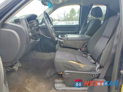 Zdjęcie 7 z 11 samochodu: 2010 CHEVROLET SILVERADO K1500 LT VIN:1GCSKSE3XAZ145075 - miniatura