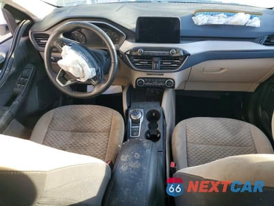 Zdjęcie 8 z 13 samochodu: 2021 FORD ESCAPE SE VIN:1FMCU9BZ1MUA22679 - miniatura