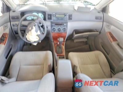 Zdjęcie 8 z 12 samochodu: 2004 TOYOTA COROLLA LE VIN:JTDBR32E842017857 - miniatura