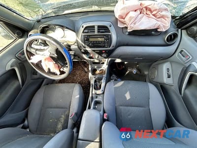 Zdjęcie 8 z 12 samochodu: 2003 TOYOTA RAV4 VIN:JTEHH20V436082914 - miniatura