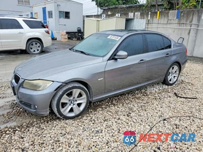 2010 BMW 328 I WBAPH7G52ANM50347 - główne zdjęcie licytacji z USA - miniatura