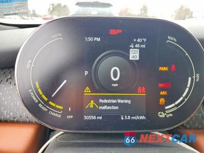 Zdjęcie 9 z 11 samochodu: 2023 MINI COOPER SE VIN:WMW13DJ09P2T83465 - miniatura